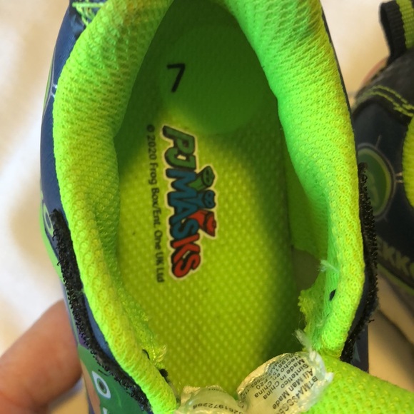 PJMASKS GEKKO / CATBOY Light-Up Velcro Close Sneakers - Picture 4 of 9